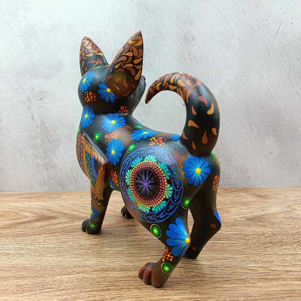 Perrito alebrije negro