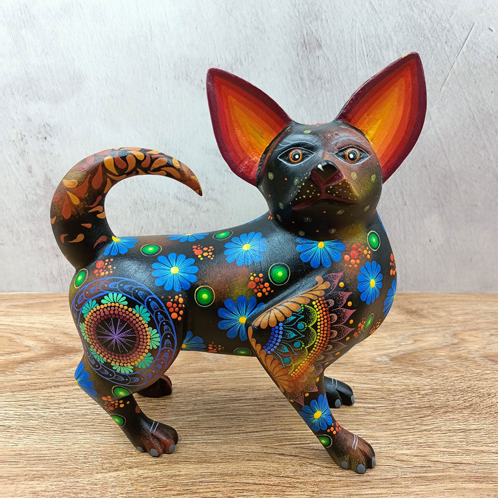 Perrito alebrije negro