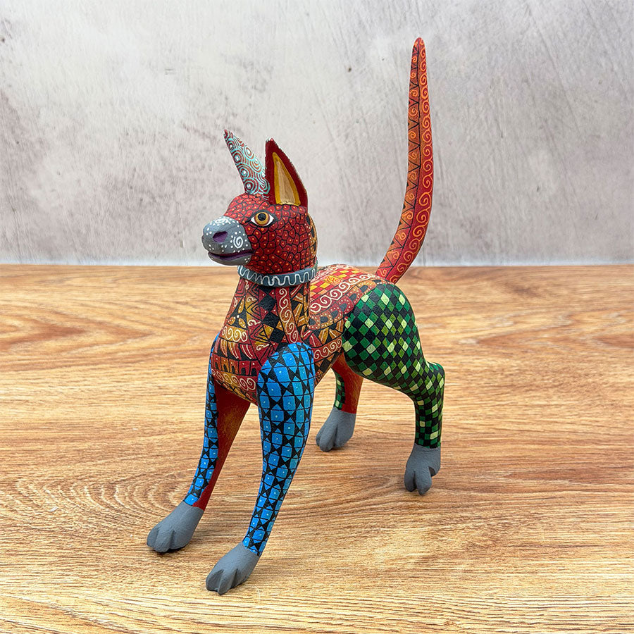 Perrito alebrije café