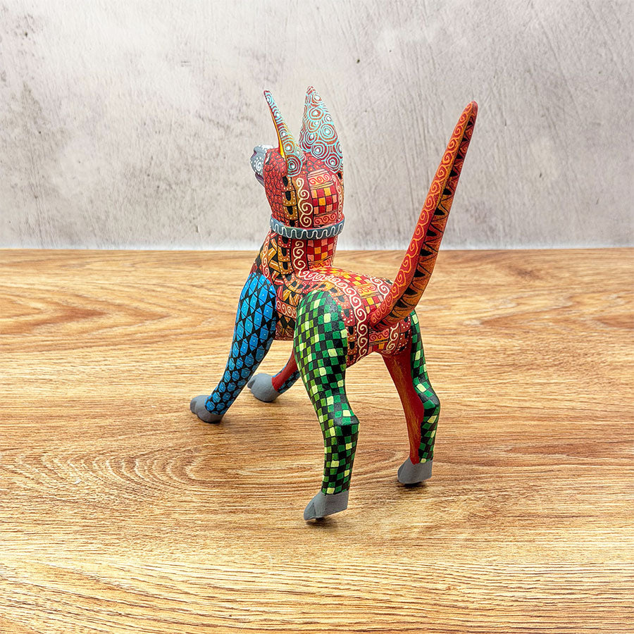 Perrito alebrije café
