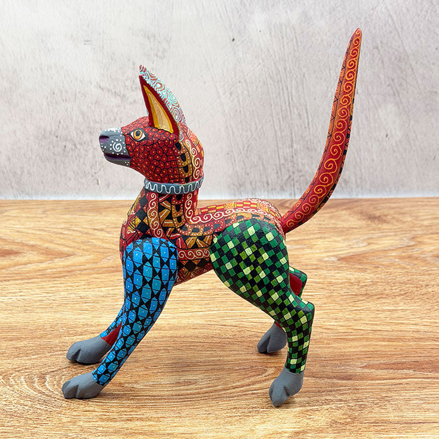 Perrito alebrije café