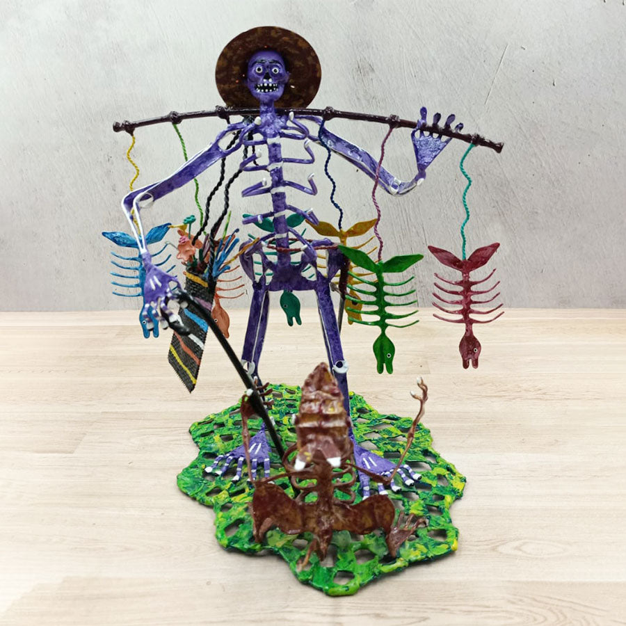 Pescador calaverita morado