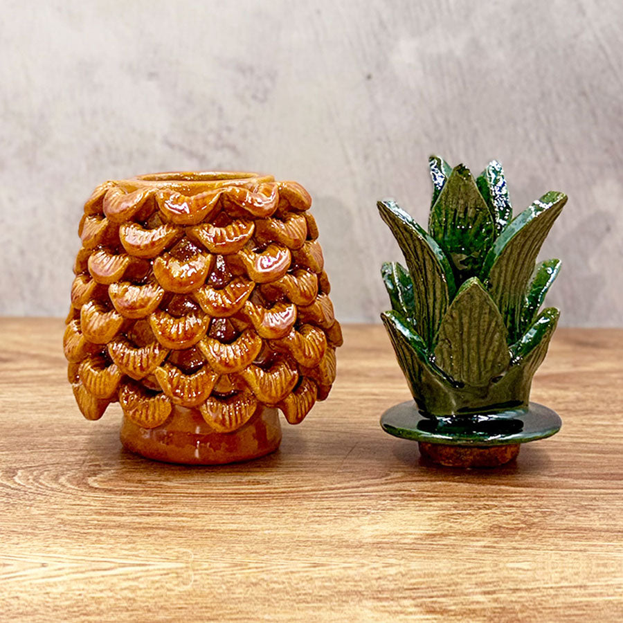 Barrel pineapple made of glazed clay