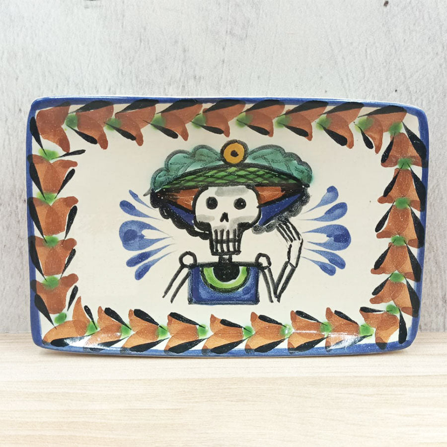 Rectangular bread plate with catrina