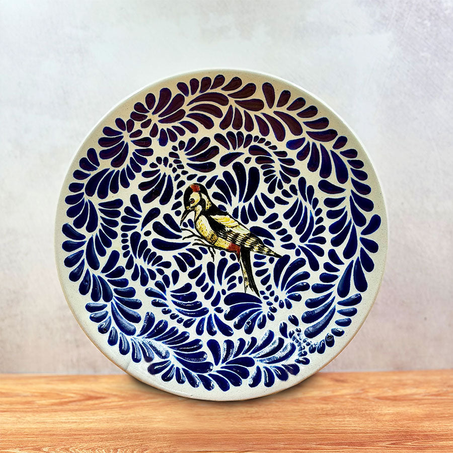 Plato plumeado azul con pajarito