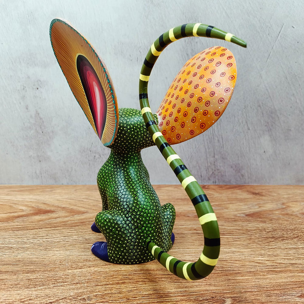 Ratón alebrije orejón verde