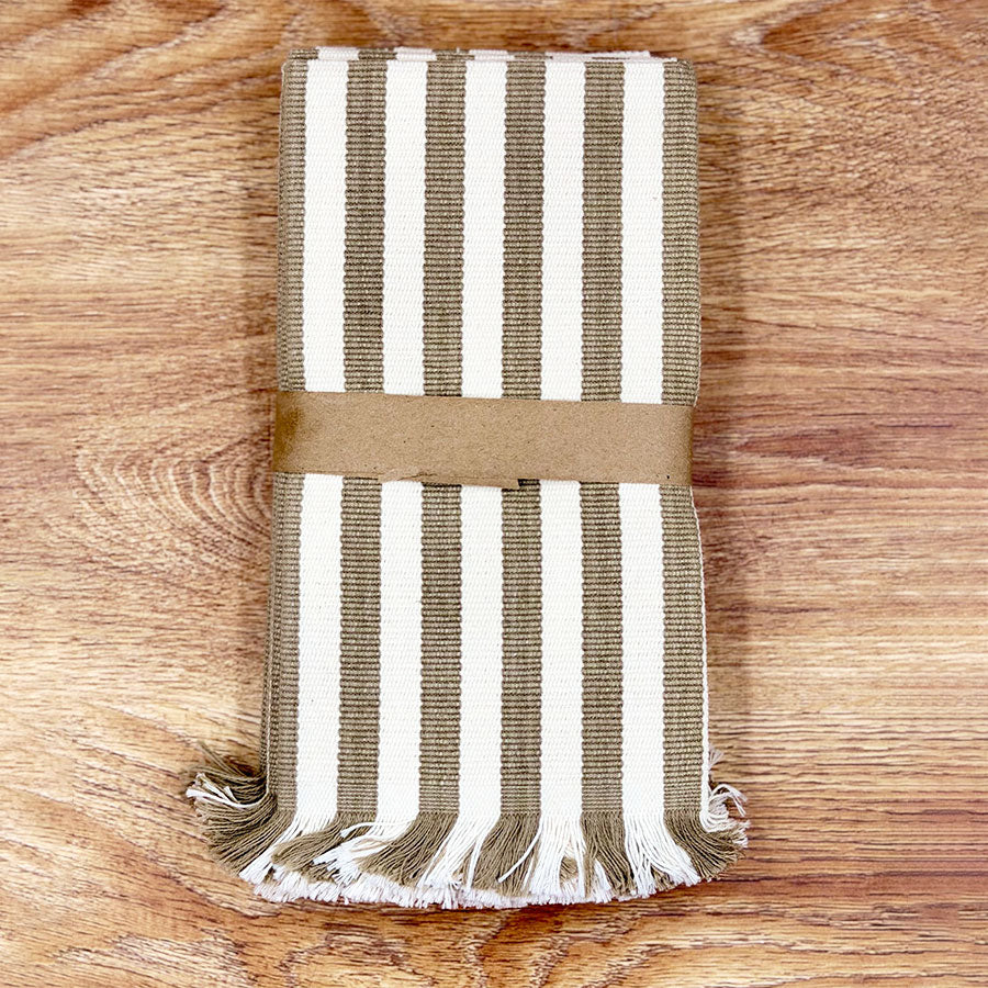Set of 4 handmade placemats with central stripe design