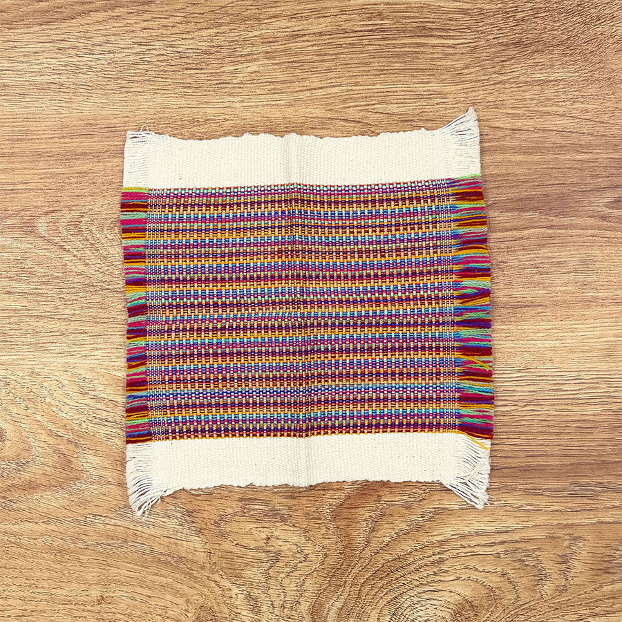 Set of 4 coasters with striped design