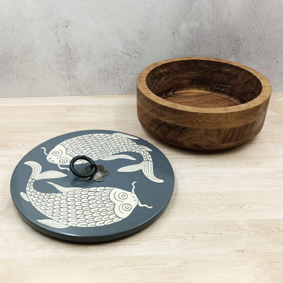 Tortilla holder with decorated wooden lid