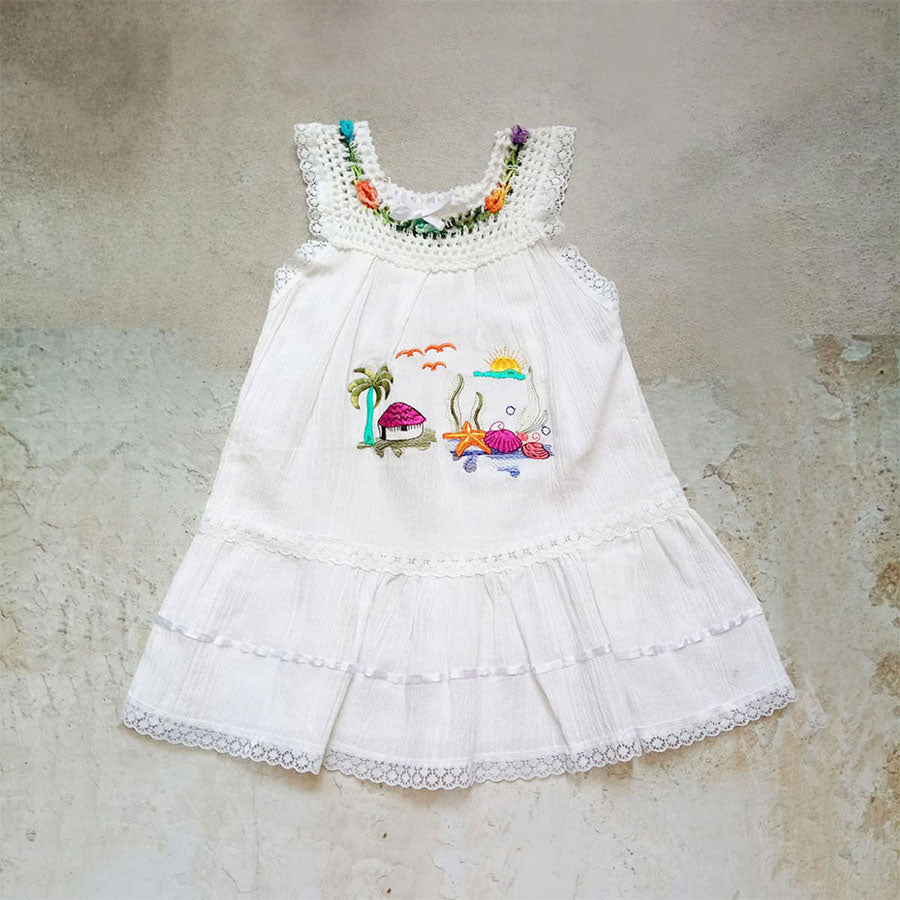 Vestido playero color blanco